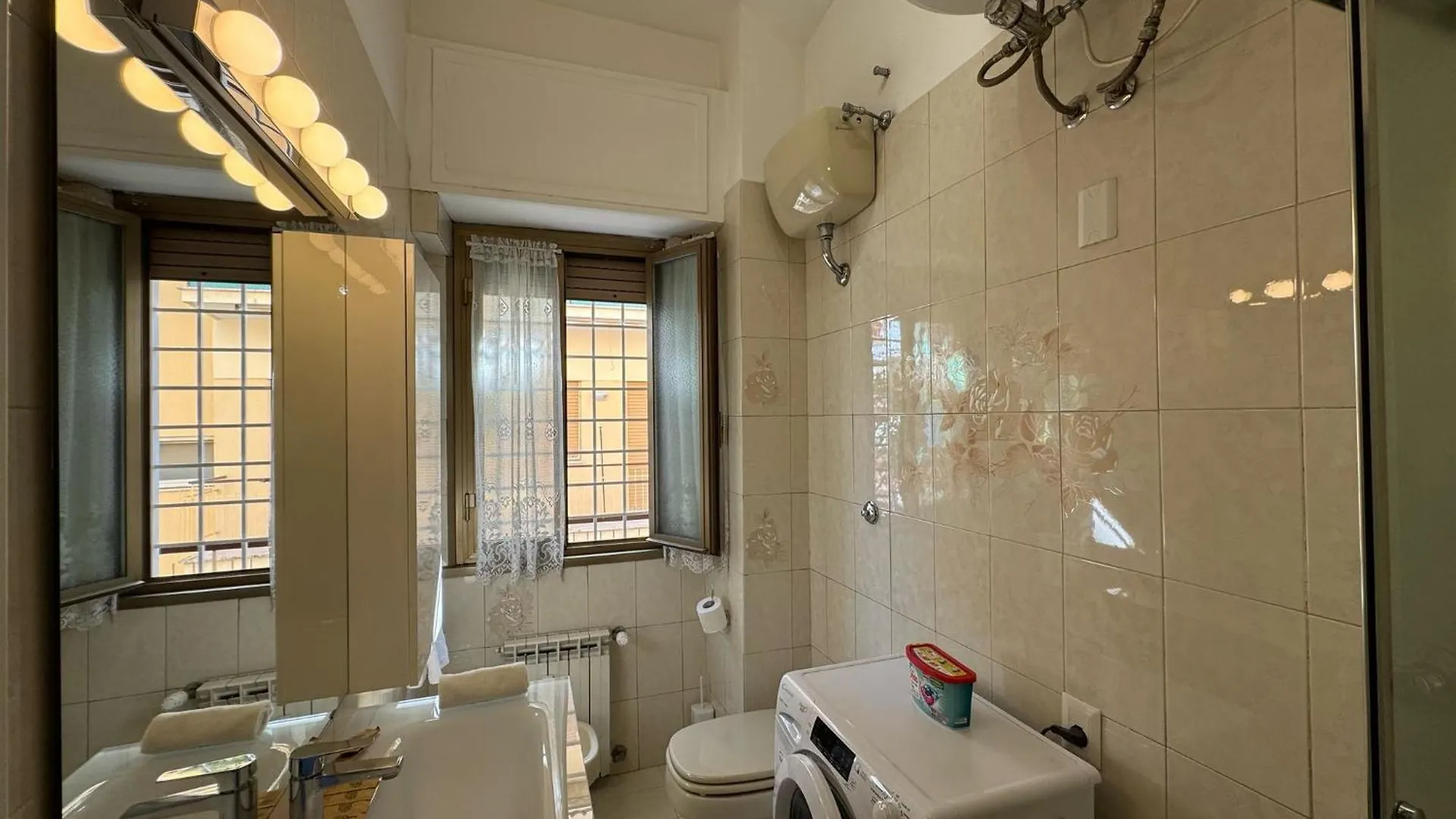 Apartment Authentic Roman Hideaway