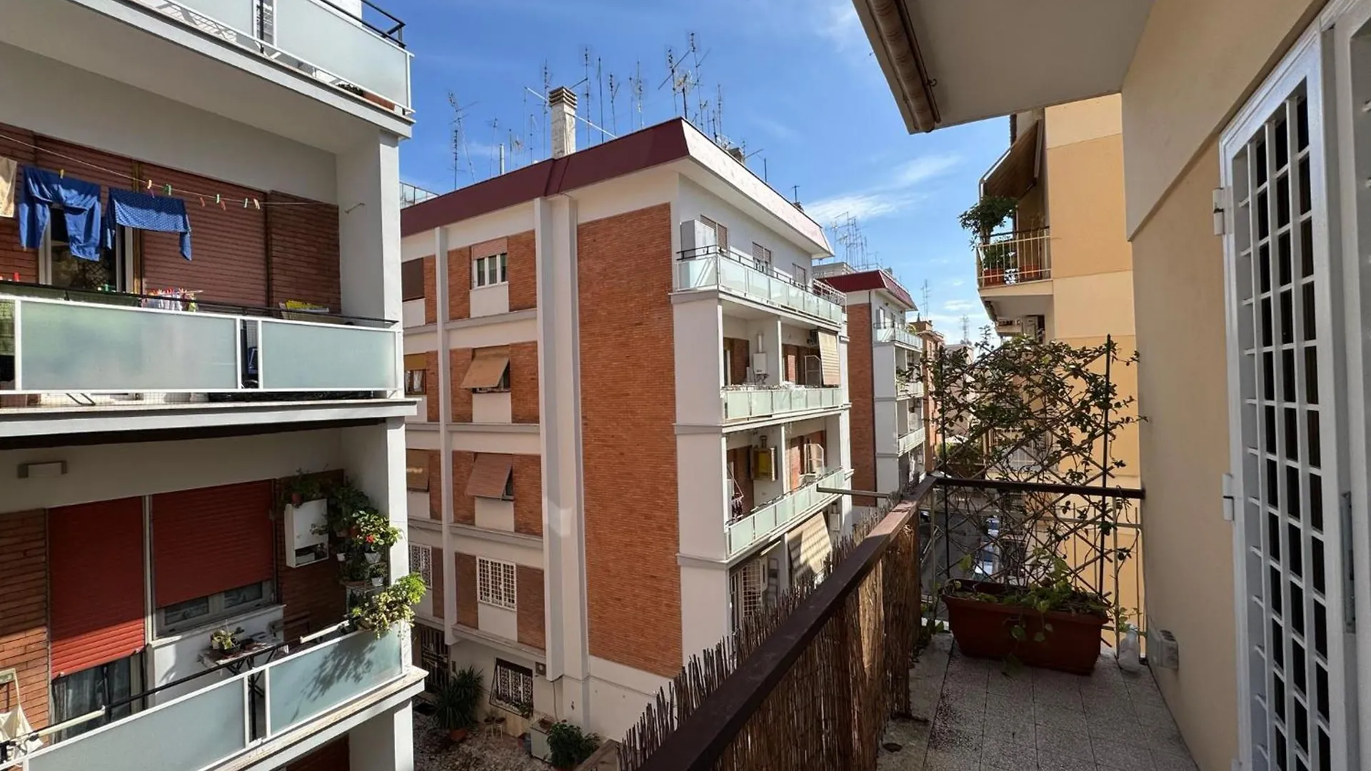 Authentic Roman Hideaway Rome